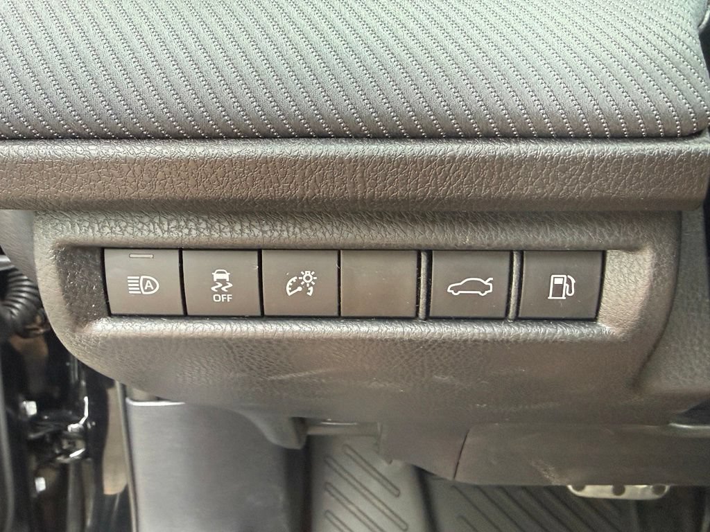 Used 2025 Toyota Camry SE FWD image 21