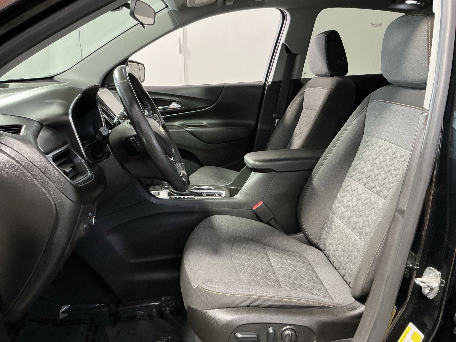 Used 2022 Chevrolet Equinox LT image 21