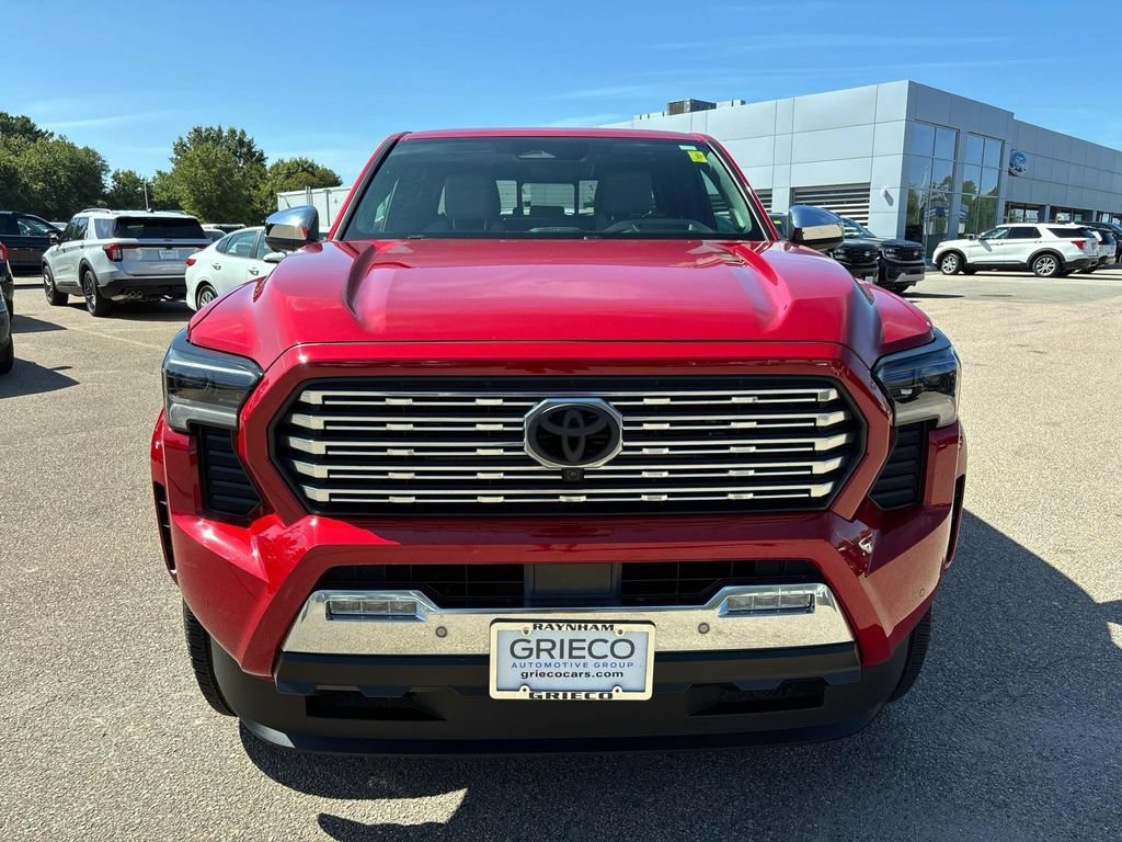 Used 2025 Toyota Tacoma Limited AWD/4WD image 9