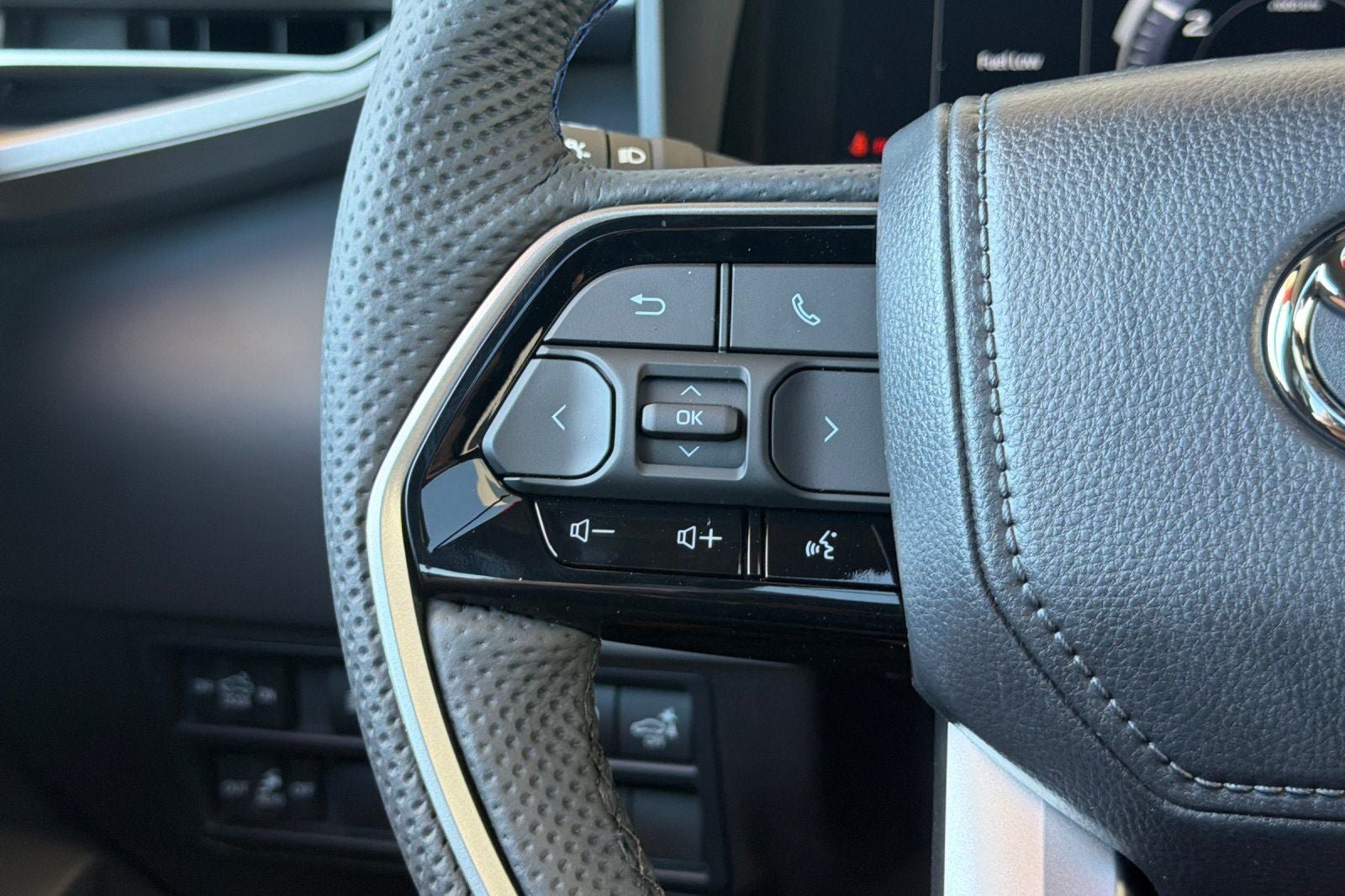New 2026 Toyota Tundra Platinum AWD/4WD image 27