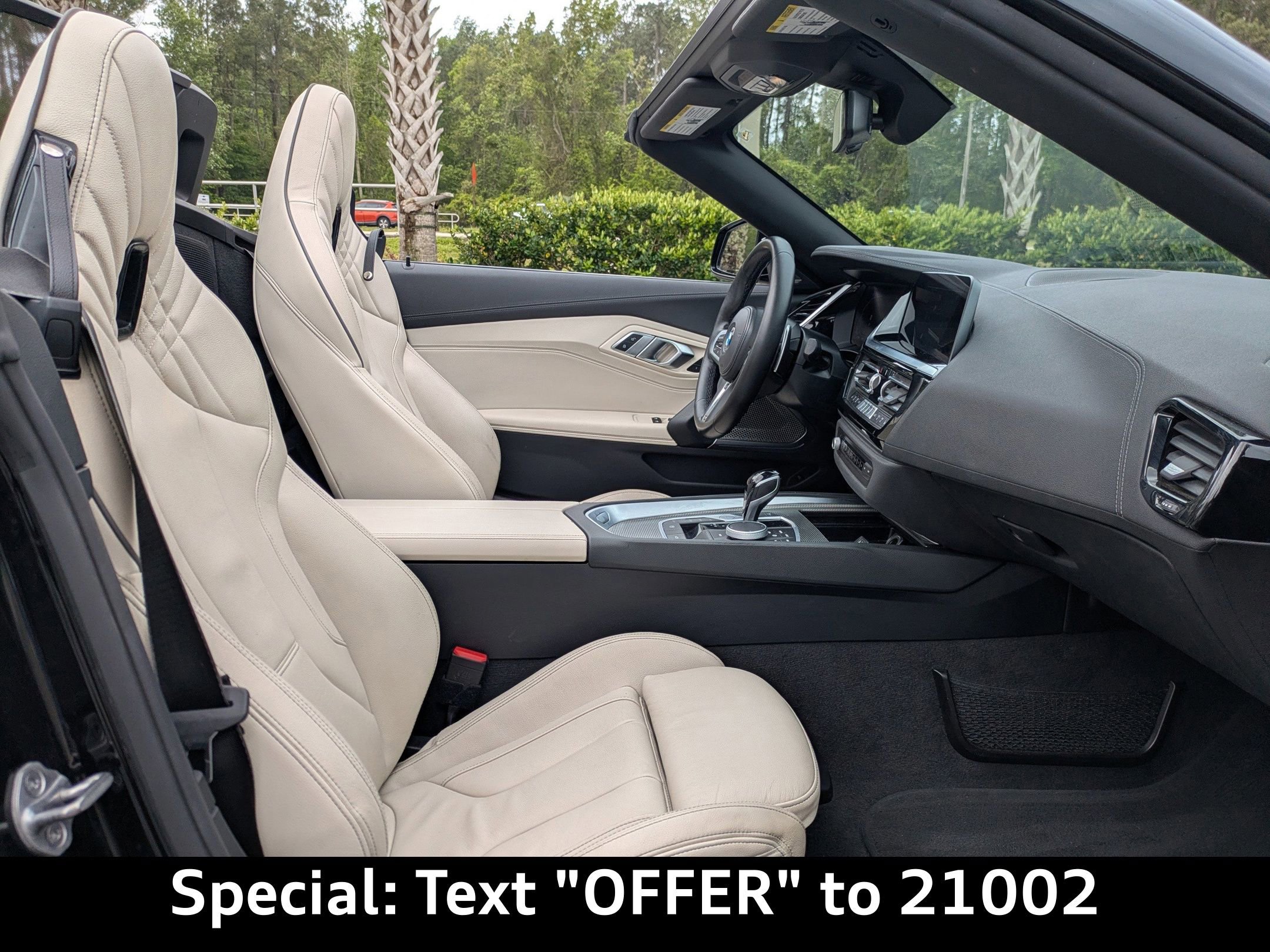Used 2024 BMW Z4 sDrive30i w/ Shadowloine Package RWD image 13