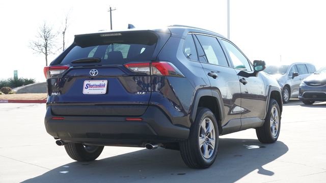 Used 2024 Toyota RAV4 XLE image 9