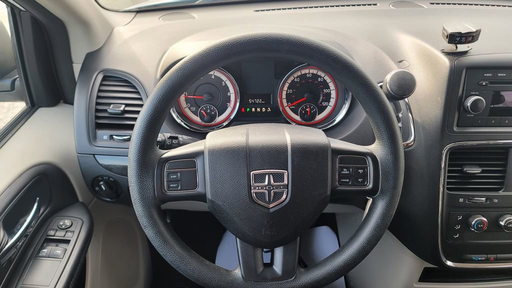 Used 2016 Dodge Grand Caravan American Value Package image 20
