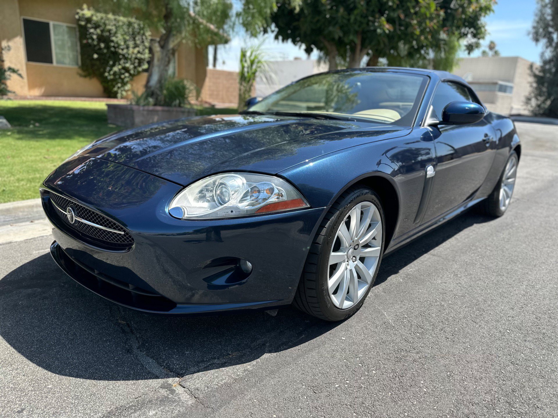 Used 2007 Jaguar XK Convertible RWD image 3