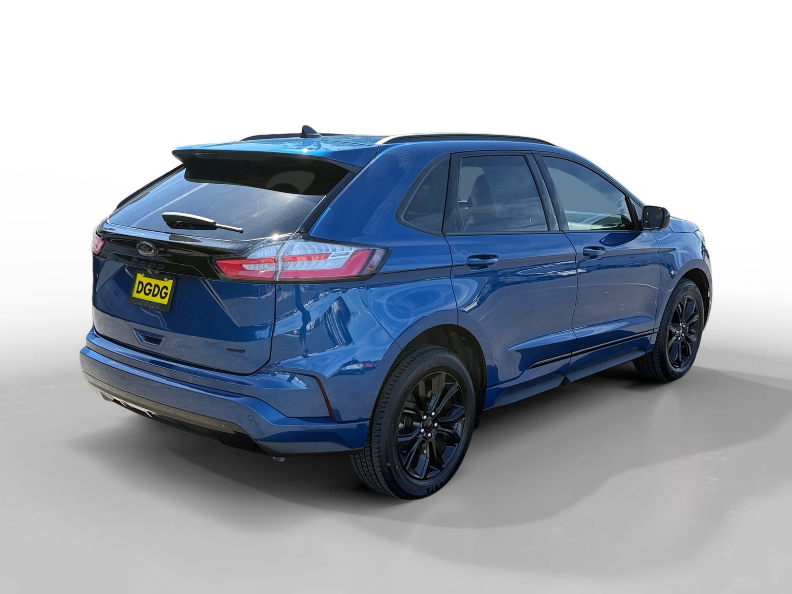 Certified 2024 Ford Edge SE w/ Black Appearance Package image 5