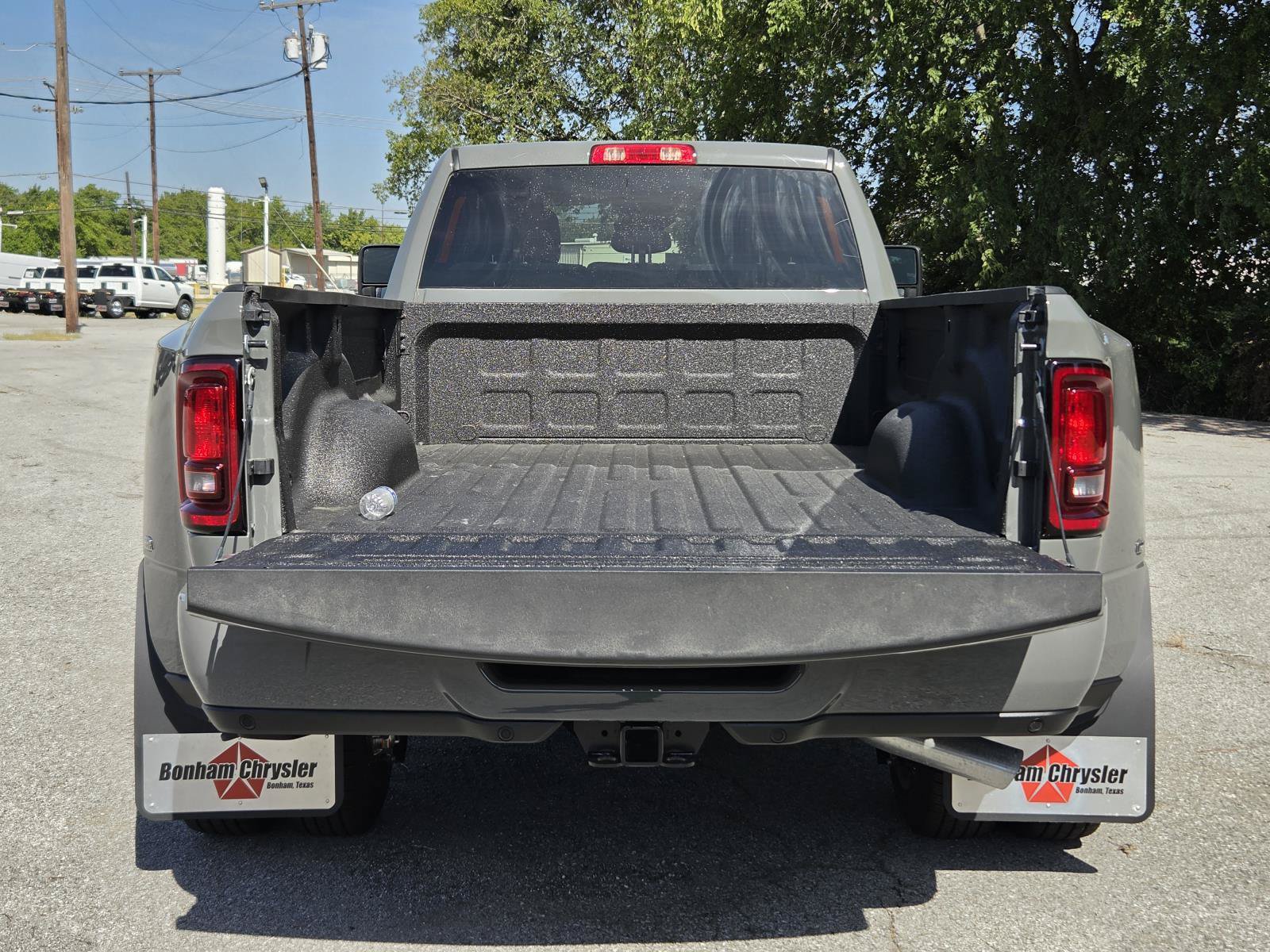 New 2027 RAM 3500 Lone Star AWD/4WD image 10