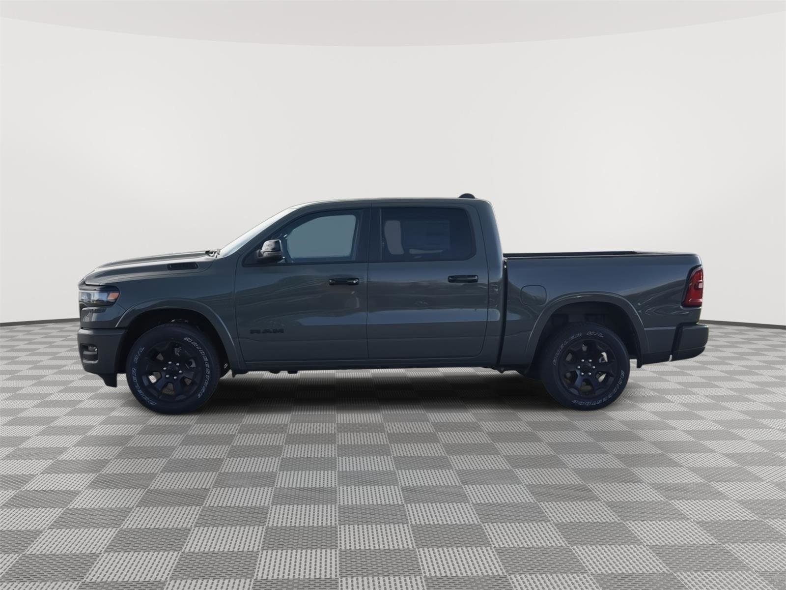 New 2026 RAM 1500 Big Horn AWD/4WD image 9