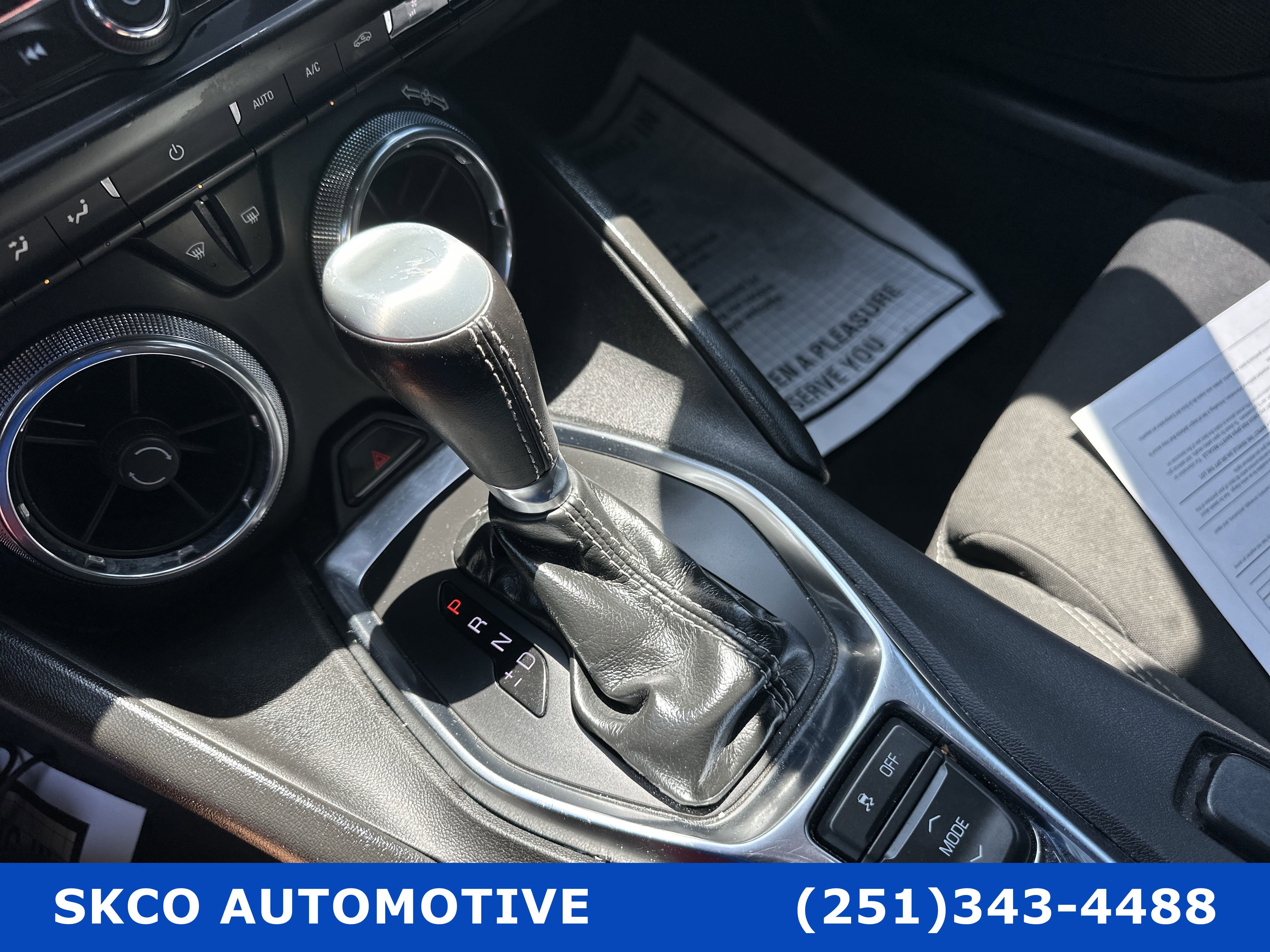 Used 2021 Chevrolet Camaro LT RWD image 23