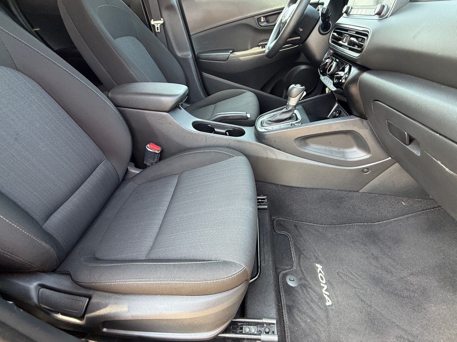 Used 2022 Hyundai Kona SEL FWD image 10