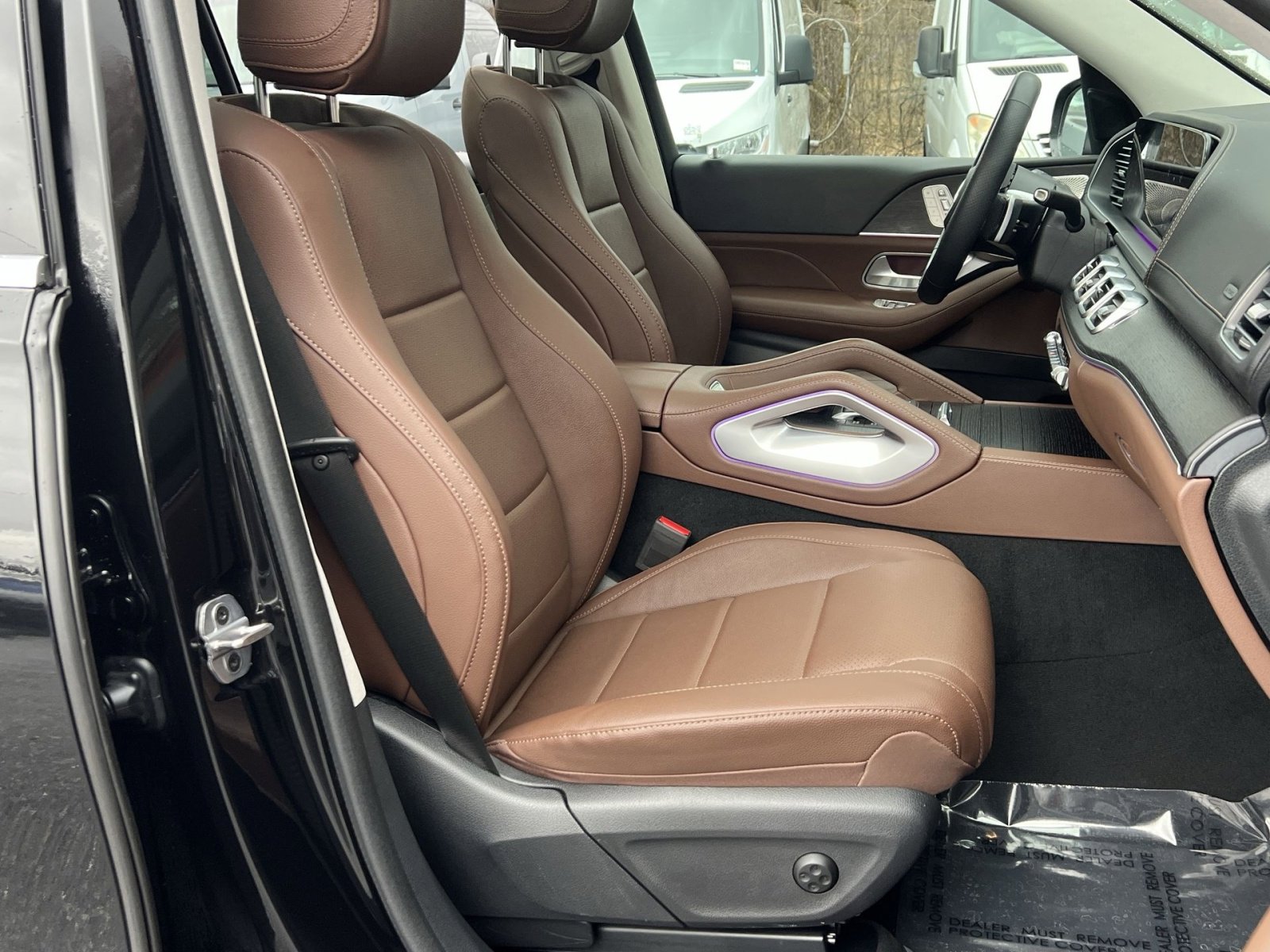 Used 2024 Mercedes-Benz GLS 450 4MATIC image 27