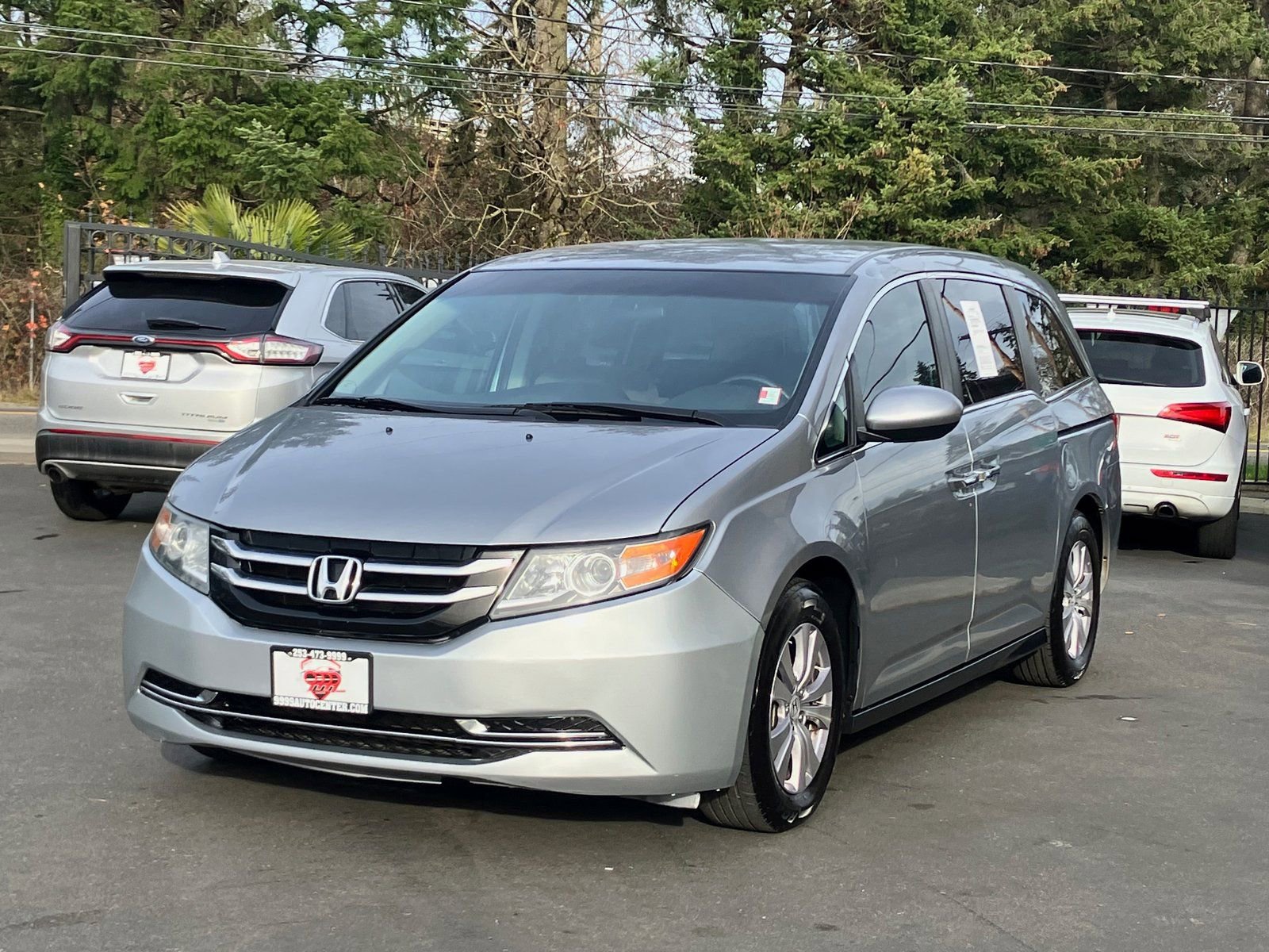 Used 2017 Honda Odyssey EX image 4