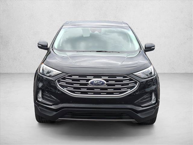 Used 2024 Ford Edge Titanium AWD/4WD image 2