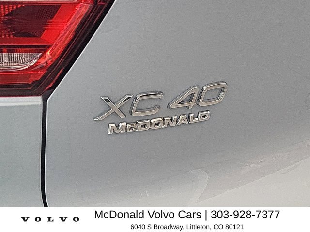 New 2026 Volvo XC40 B5 Plus w/ Climate Package AWD/4WD image 16