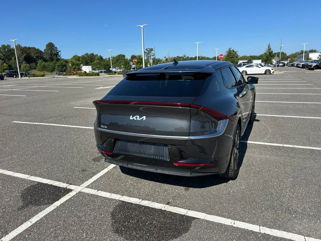 Used 2023 Kia EV6 Wind RWD image 8