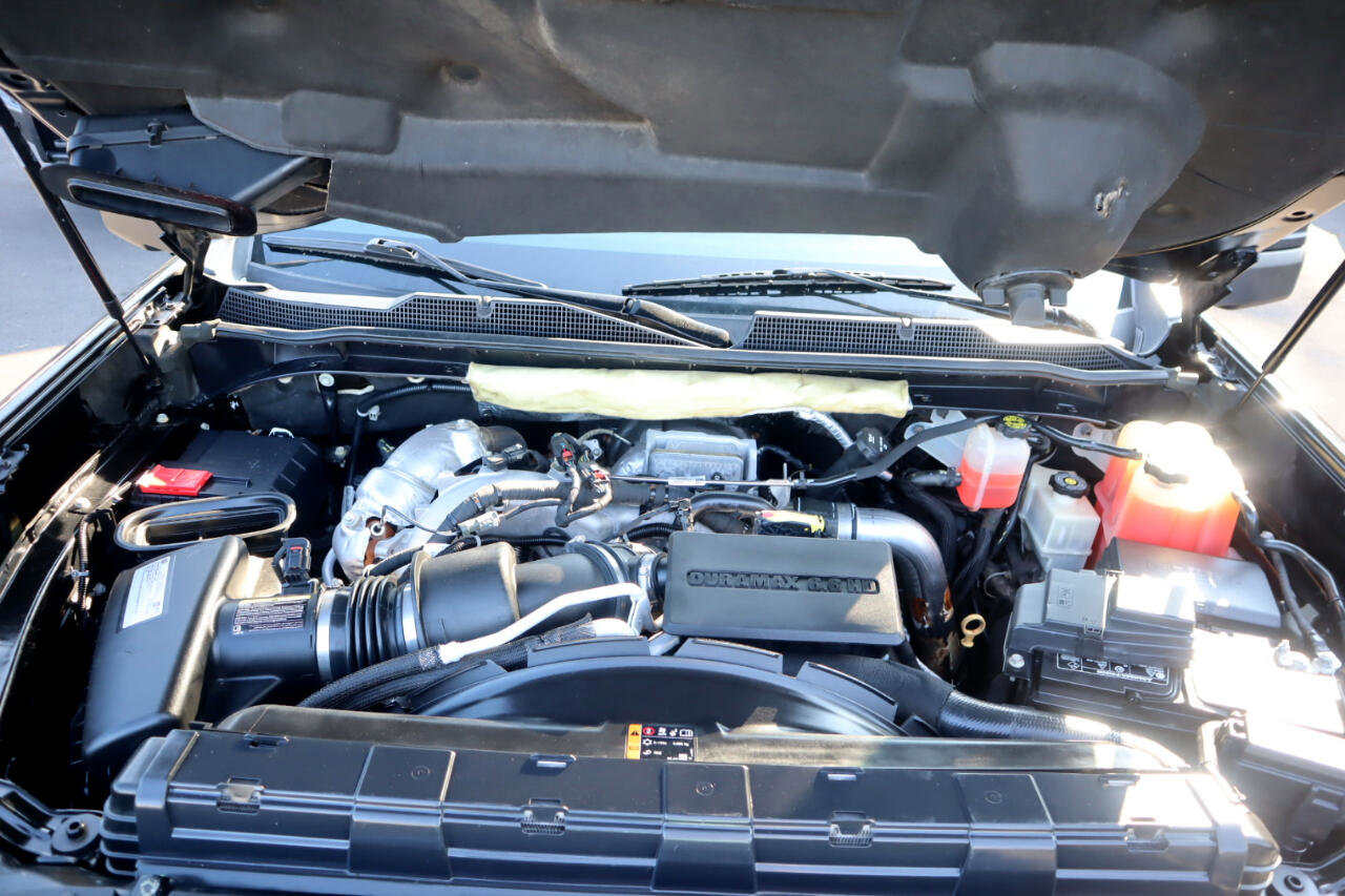 Used 2020 Chevrolet Silverado 2500 High Country w/ Z71 Off-Road Package image 18