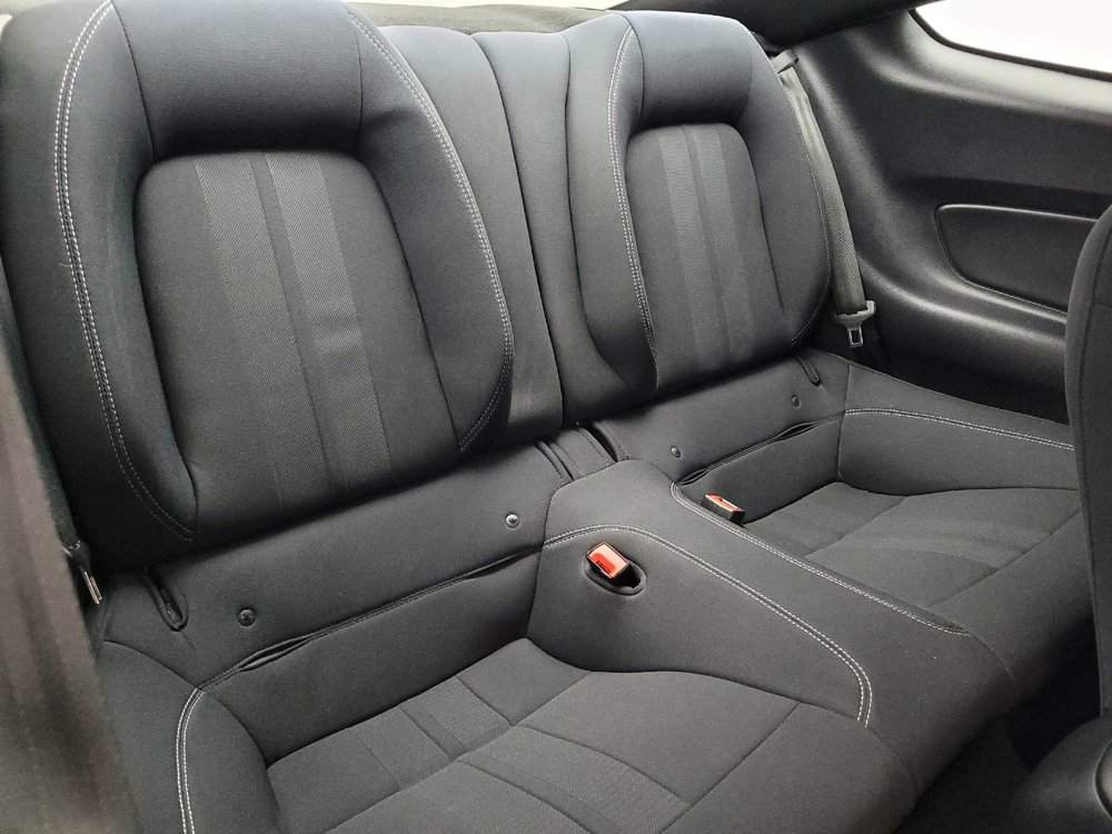 Used 2020 Ford Mustang Coupe RWD image 19