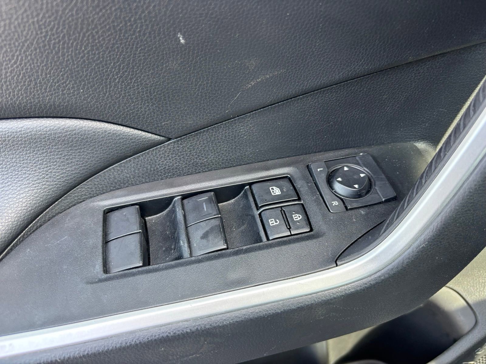 Used 2025 Toyota RAV4 LE FWD image 8
