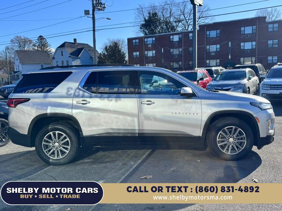 Used 2022 Chevrolet Traverse LT w/ LPO, Floor Liner Package image 4