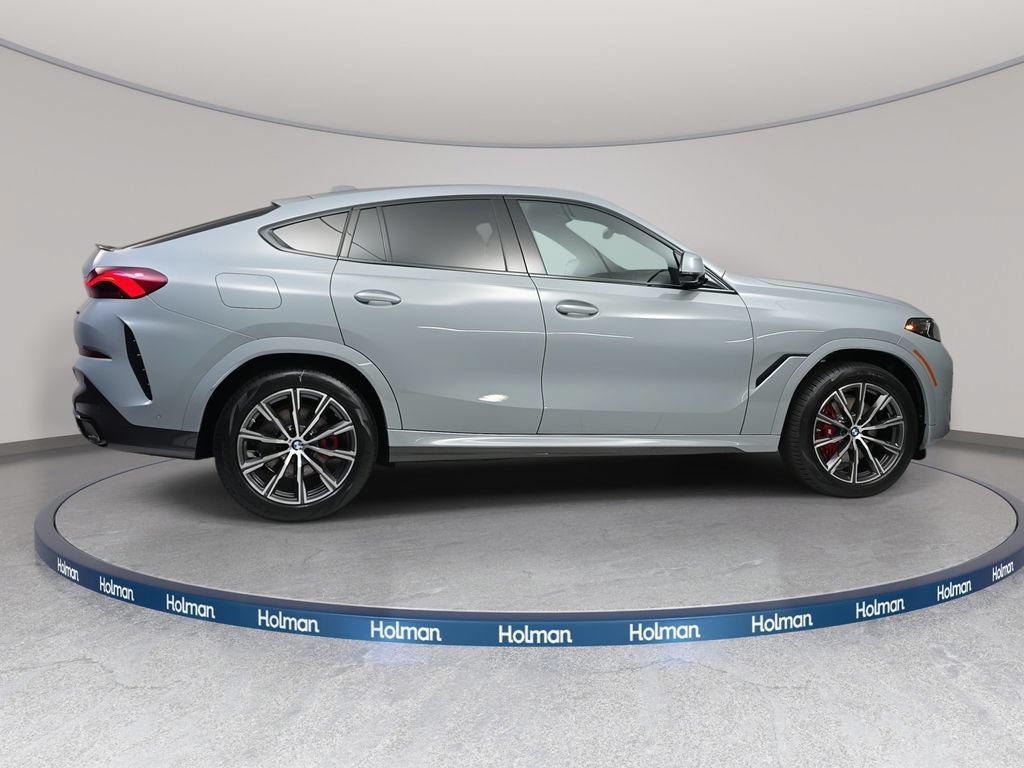 Used 2026 BMW X6 xDrive40i AWD/4WD image 6