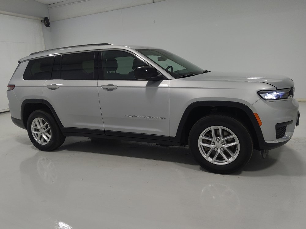 Used 2023 Jeep Grand Cherokee L Laredo AWD/4WD image 11