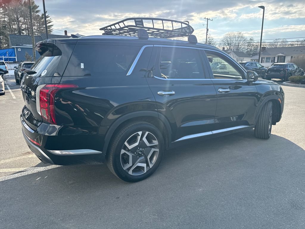 Used 2024 Hyundai Palisade Limited image 5