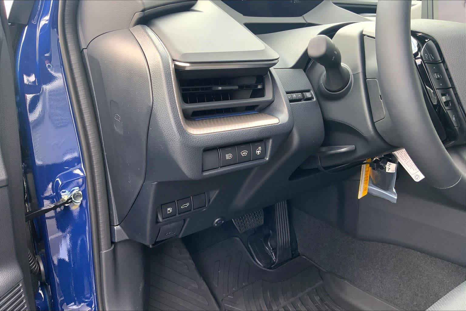 New 2026 Toyota Prius Limited FWD image 20