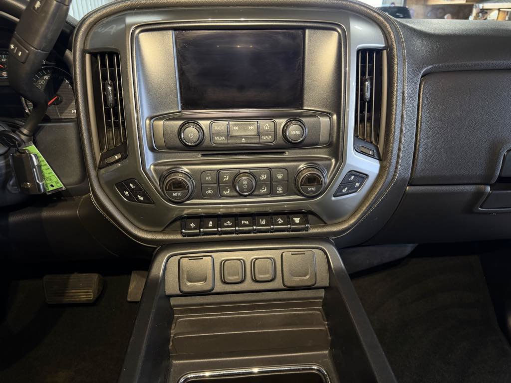 Used 2018 Chevrolet Silverado 2500 LTZ w/ Duramax Plus Package AWD/4WD image 21