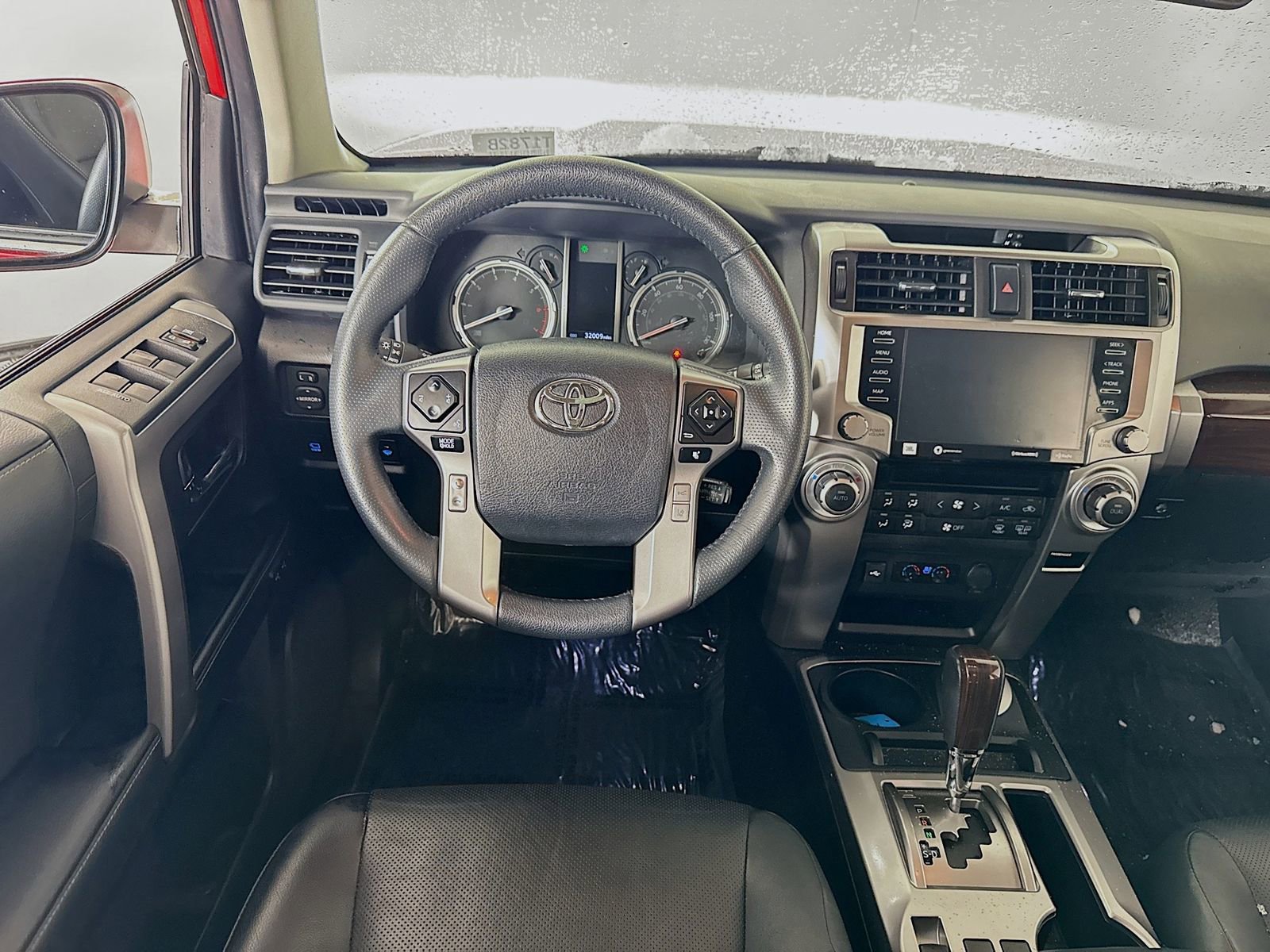 Used 2022 Toyota 4Runner Limited image 19