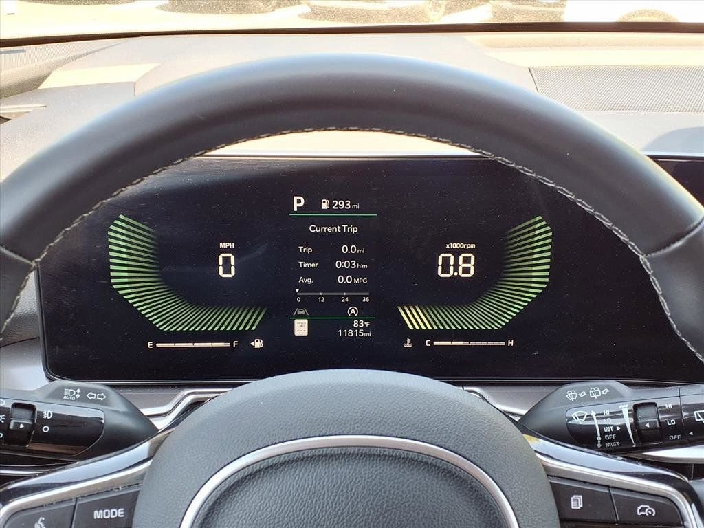 Used 2025 Kia Sorento EX FWD image 21