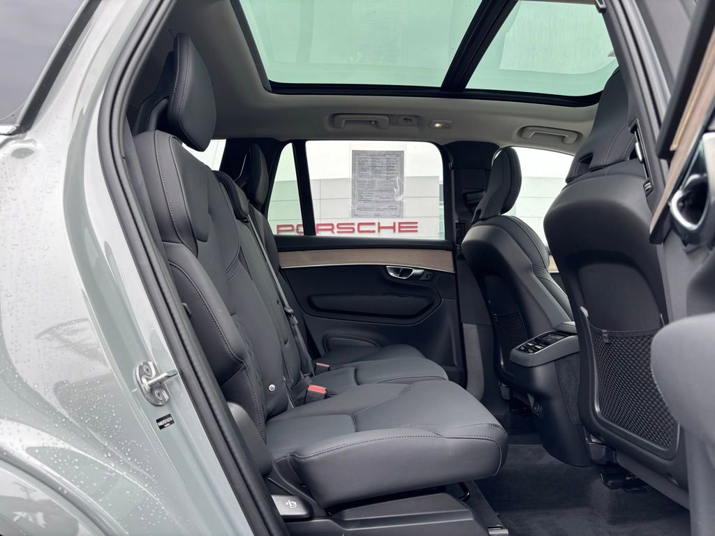 Certified 2026 Volvo XC90 B6 Plus w/ Protection Package Premier image 25