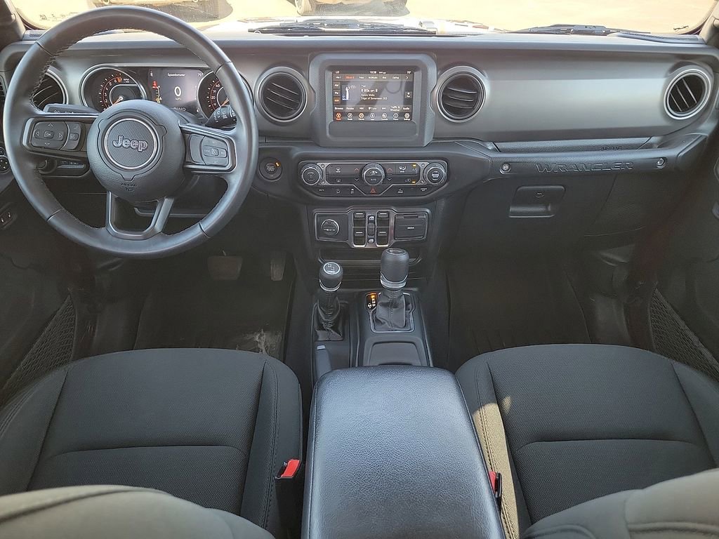 Used 2021 Jeep Wrangler Unlimited Sport AWD/4WD image 9