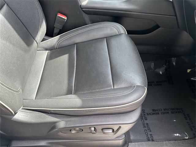 Used 2023 GMC Yukon SLT image 39