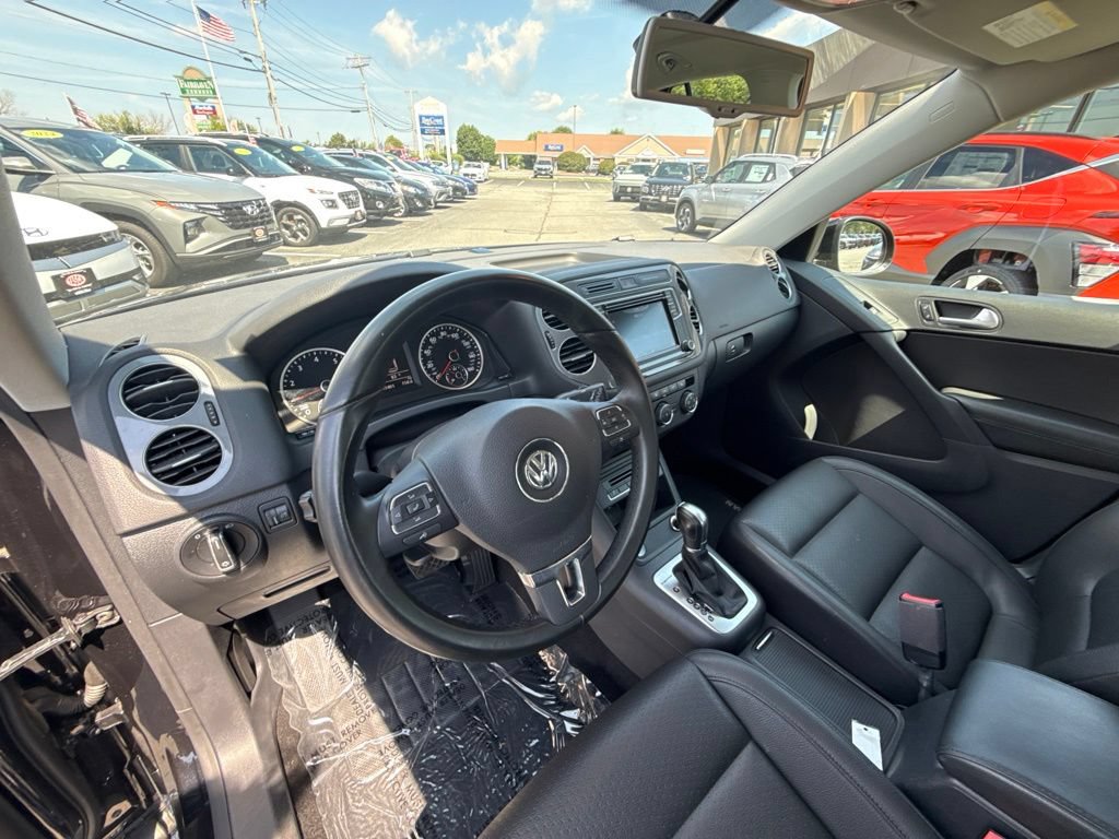 Used 2017 Volkswagen Tiguan S AWD/4WD image 17