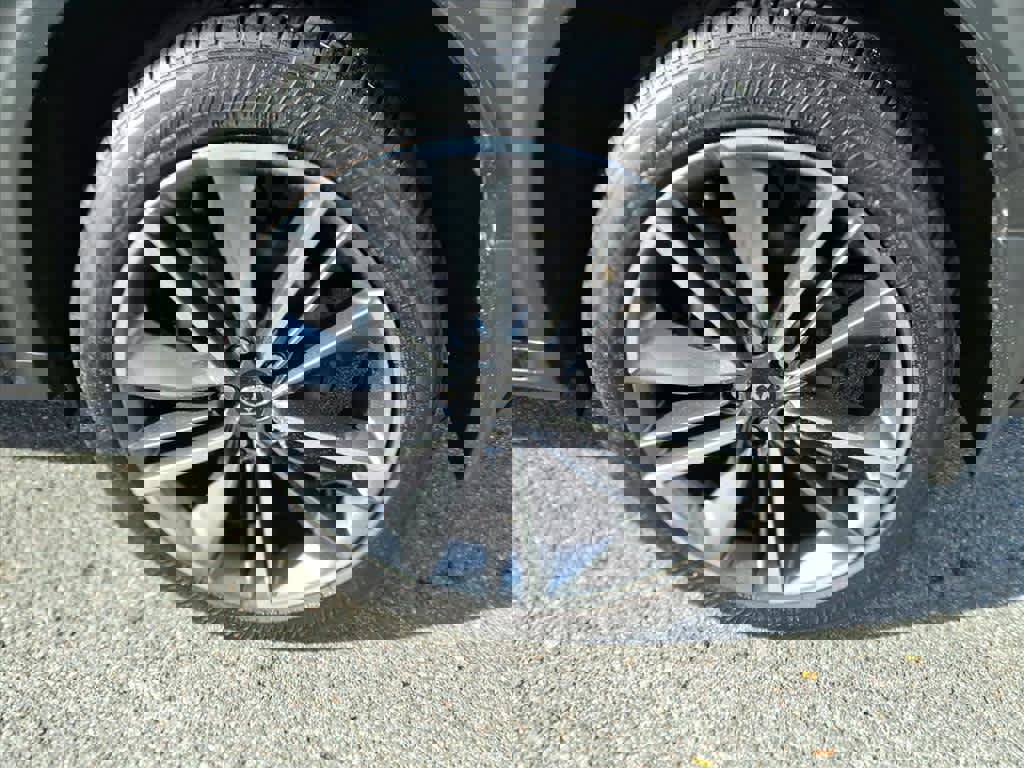 Certified 2025 INFINITI QX55 Luxe w/ Cargo Package image 9