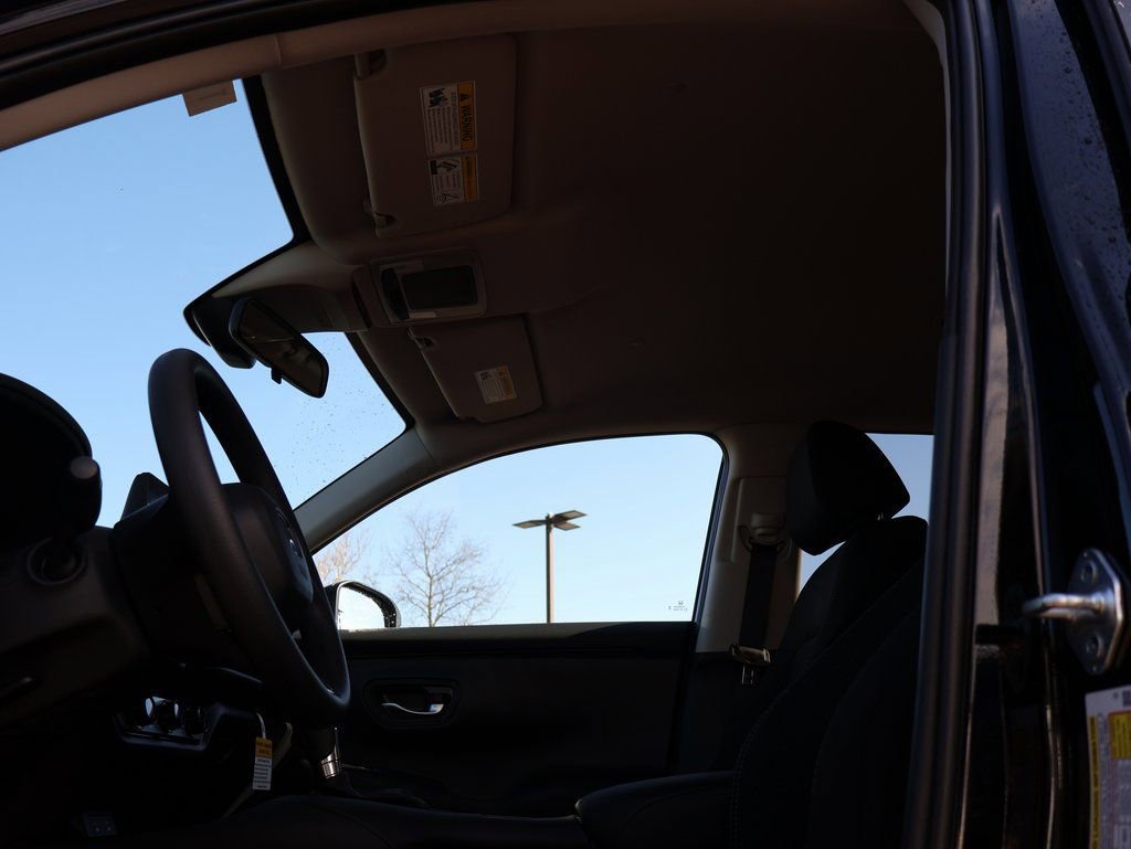 New 2026 Honda HR-V LX image 31