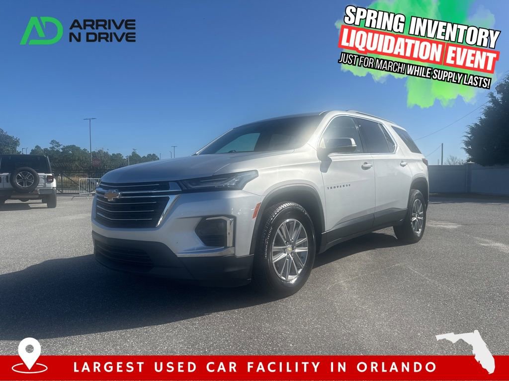 Used 2022 Chevrolet Traverse LT image 1
