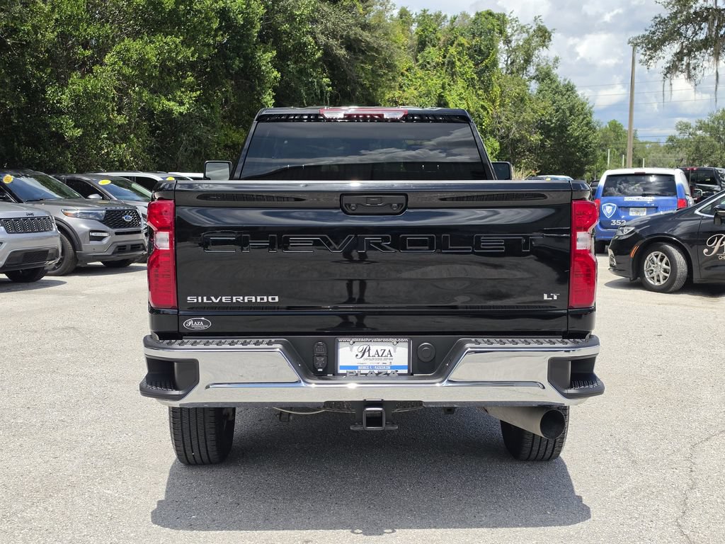 Used 2025 Chevrolet Silverado 2500 LT w/ Convenience Package AWD/4WD image 5
