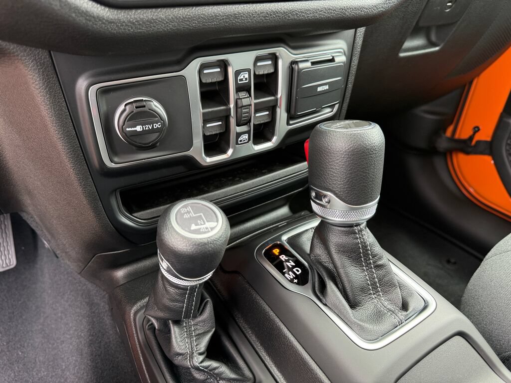 New 2026 Jeep Gladiator Sport AWD/4WD image 26