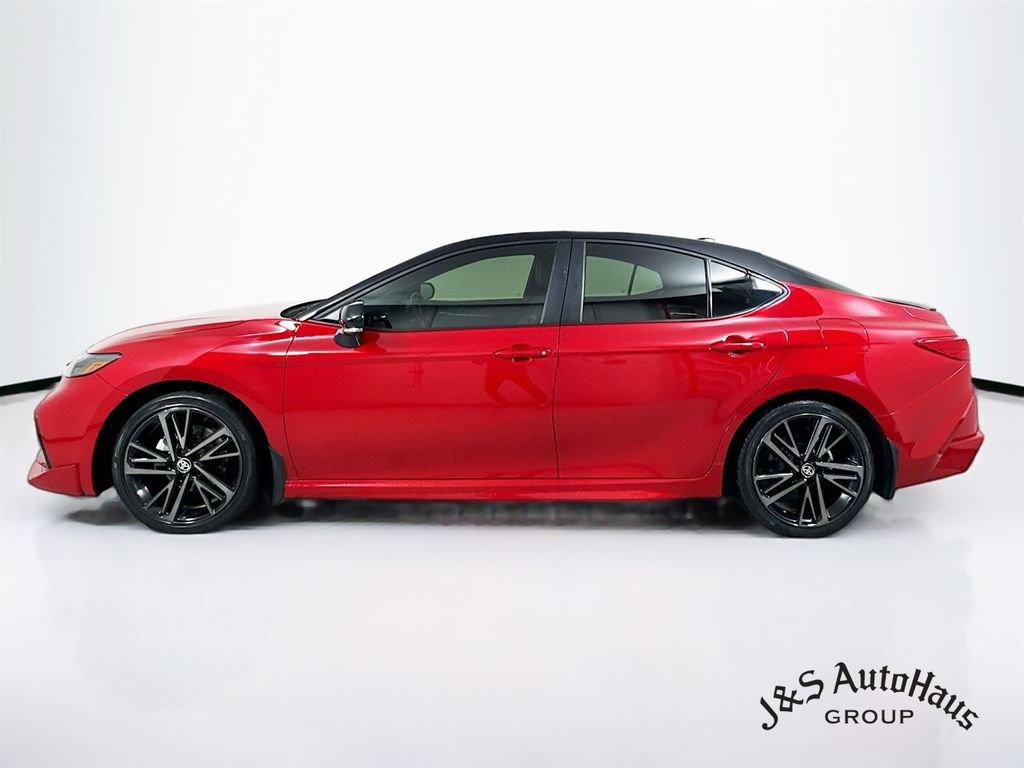 Used 2025 Toyota Camry XSE image 4