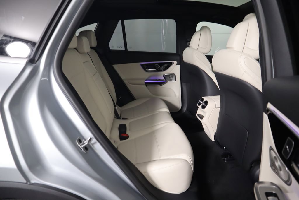 Certified 2025 Mercedes-Benz GLC 300 image 23