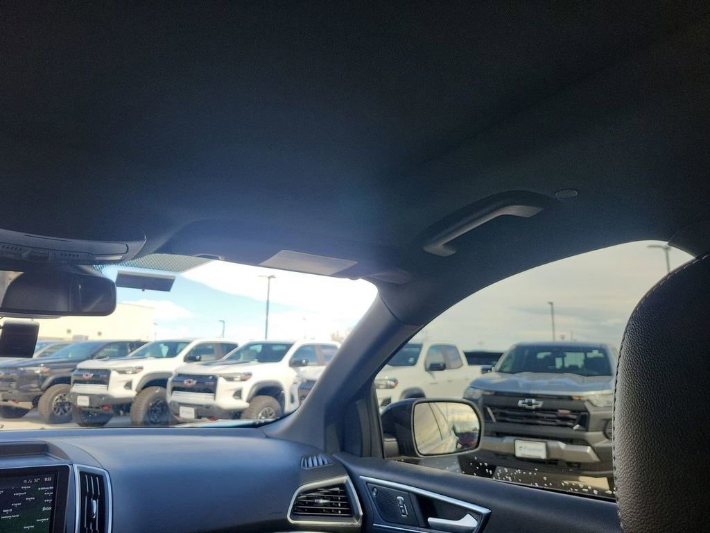 Used 2024 Ford Edge ST w/ Equipment Group 401A AWD/4WD image 12