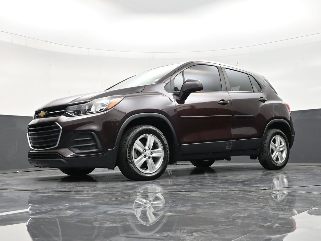 Used 2021 Chevrolet Trax LS image 21
