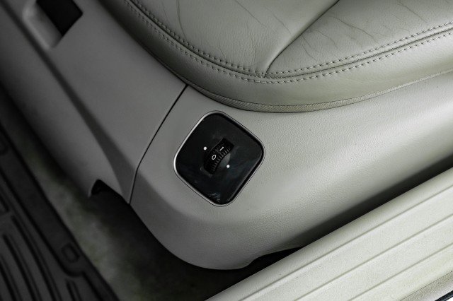 Used 2005 Mercedes-Benz SL 500 image 25