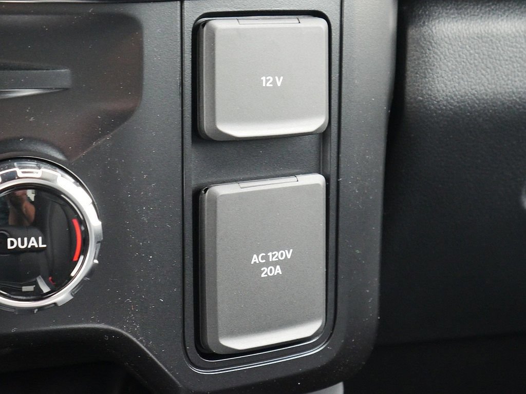 Used 2026 Ford F350 Platinum AWD/4WD image 27