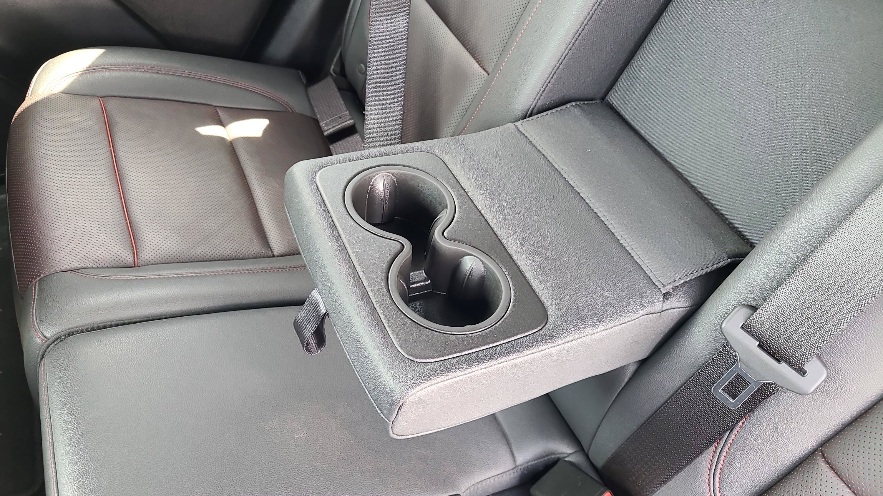 Used 2025 Chevrolet Blazer RS FWD image 17