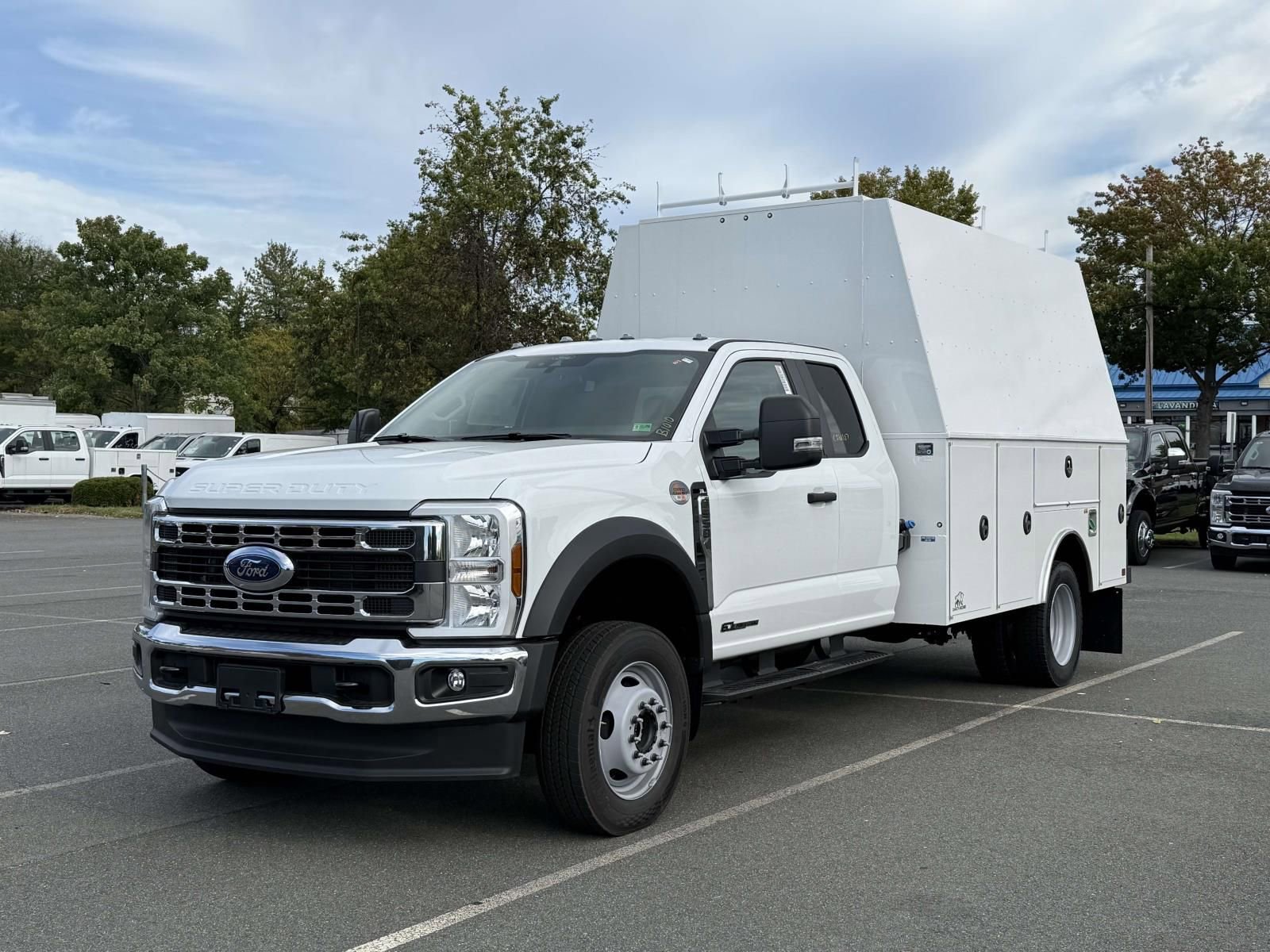 New 2026 Ford F550 4x4 Supercab Super Duty image 5