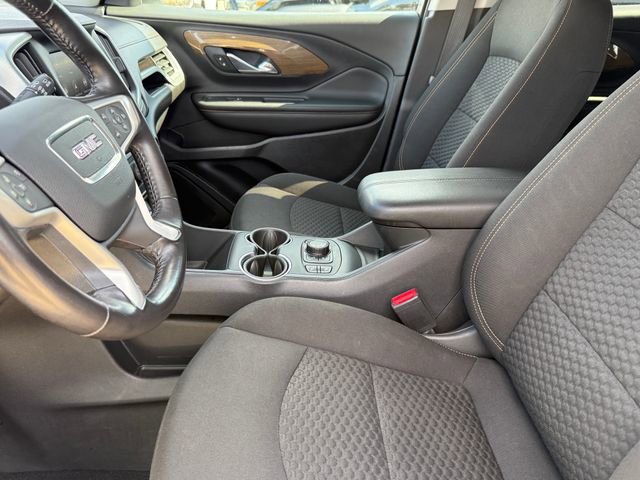 Used 2020 GMC Terrain SLE w/ Driver Convenience Package AWD/4WD image 10
