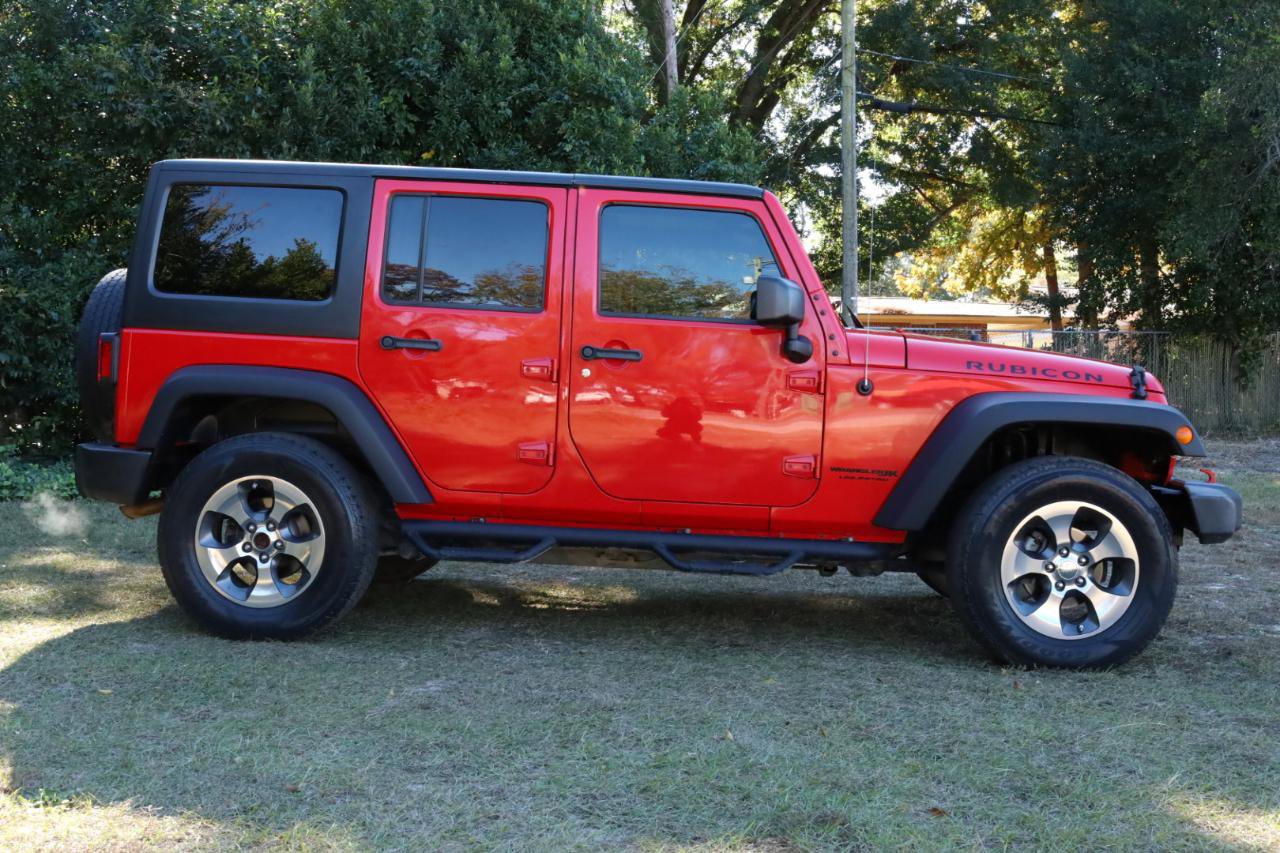 Used 2018 Jeep Wrangler Unlimited Rubicon w/ Cold Weather Group AWD/4WD image 4