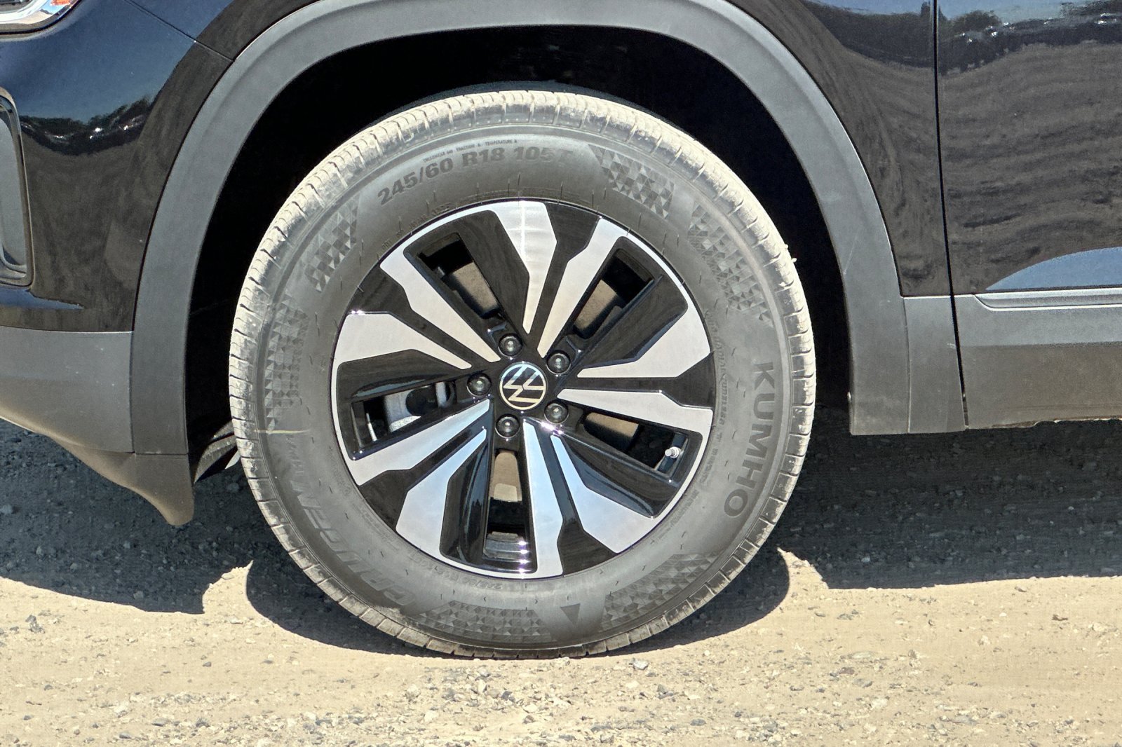 New 2026 Volkswagen Atlas Cross Sport SE AWD/4WD image 25