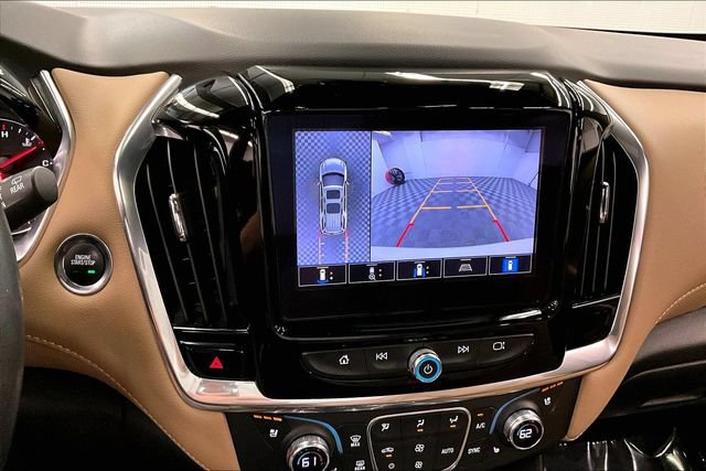 Used 2022 Chevrolet Traverse Premier FWD image 29